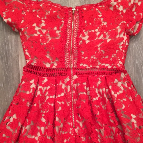 Francesca’s red lace off the shoulder dress size small - Picture 11 of 14